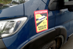 Angle-mort-schild