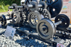 Le-Train-2 Le-Train-2